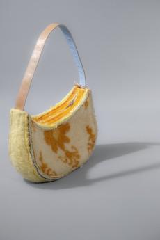 Curve Layers Shoulder Hand Bag van Pepavana