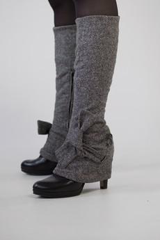 Tweed Edie, knee-high black and white van Pepavana