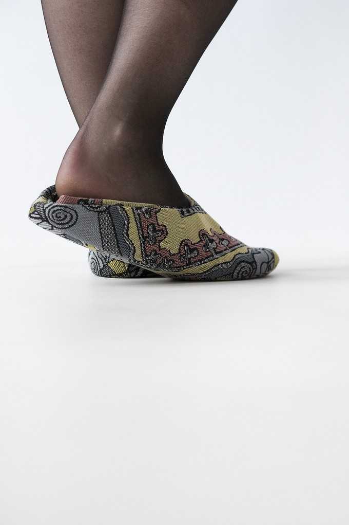 Moroccan-style carpet slippers Christie from Pepavana