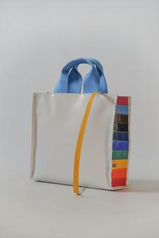 Revolution Rainbow Shopper Deluxe via Pepavana