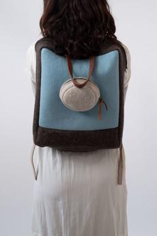 Backpack Brown Blue Blond via Pepavana