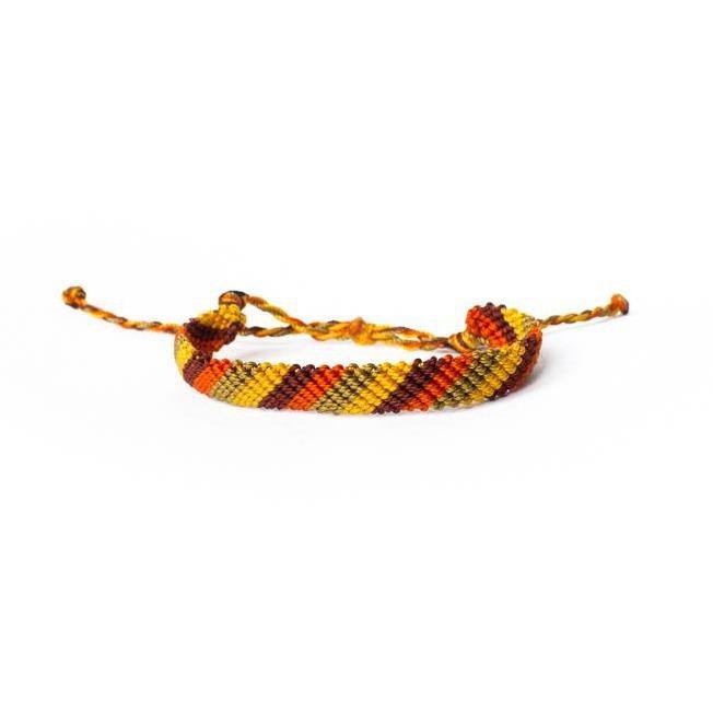 Milli Macrame Bracelet from Project Três