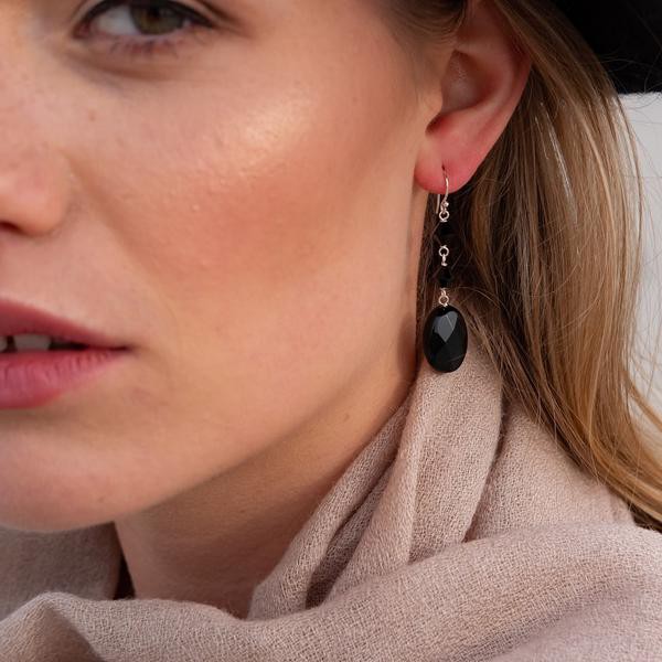 Oorbellen Onyx en Swarovski from Pure Prana Oorbellen Onyx en Swarovski from Pure Prana