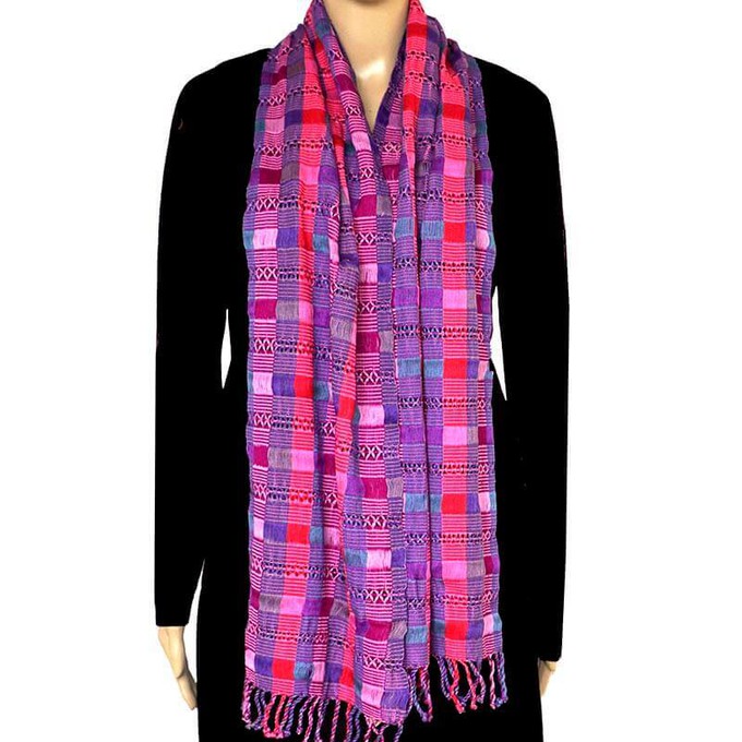 Scarf Pink Violet - Natural Dyes - Beautiful & Fairtrade from Quetzal Artisan