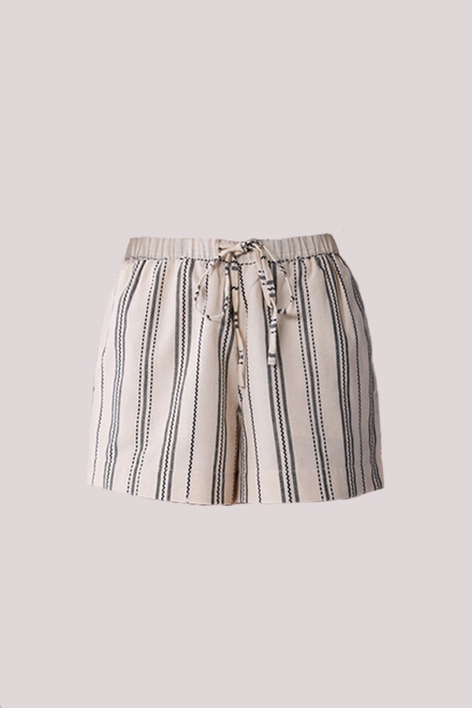 Regular Drawstring Shorts in Stripes from Reistor