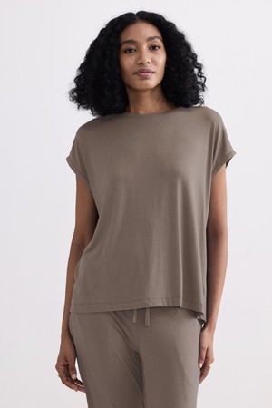 Relaxed Tee in Brown from Reistor