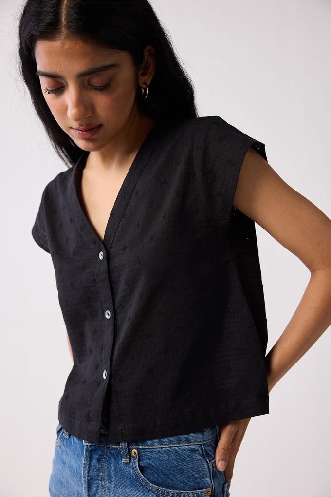 V-Neck Embroidered Top with Front Buttons in Black from Reistor
