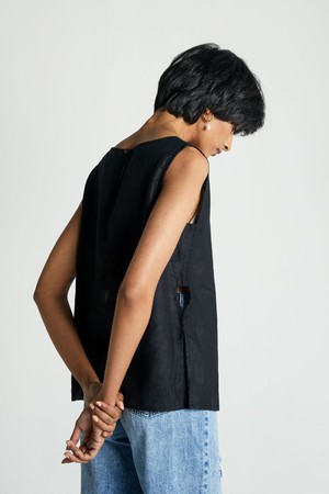 The Black in Business Top in Black from Reistor