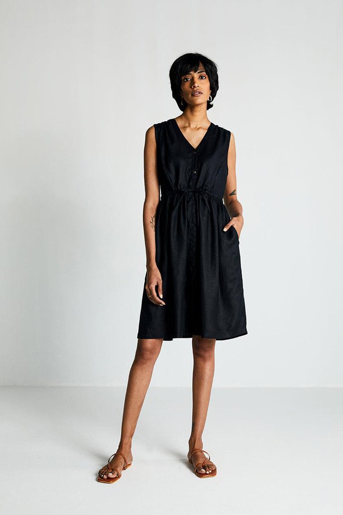 Pina Colada Season Dress in Black from Reistor