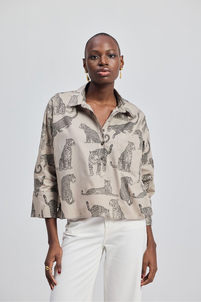 Oversized Cropped Front-buttoned Shirt In Animal Print from Reistor