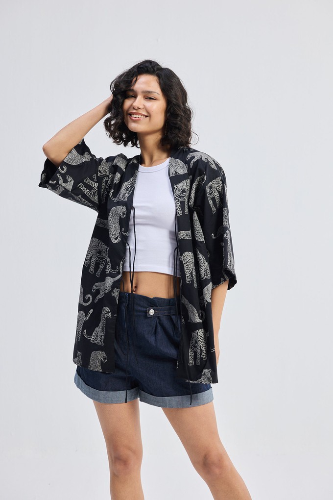 Oversized Shirt with Front-ties in Animal Print from Reistor