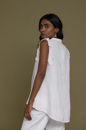 Wind in my Hair Shirt in White from Reistor