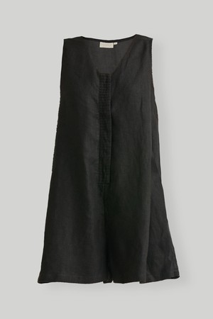 Romp and Play Romper in Black from Reistor