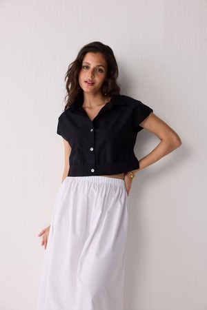 Oversized Crop Shirt in Black from Reistor