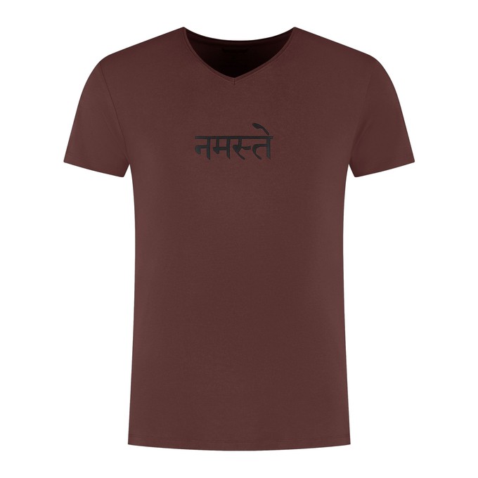 Yoga Tee Namaste – Marron from Renegade Guru