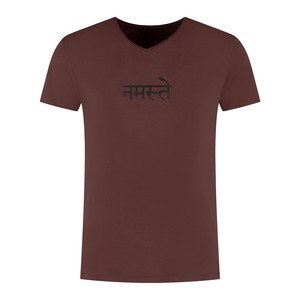 Yoga Tee Namaste – Marron from Renegade Guru