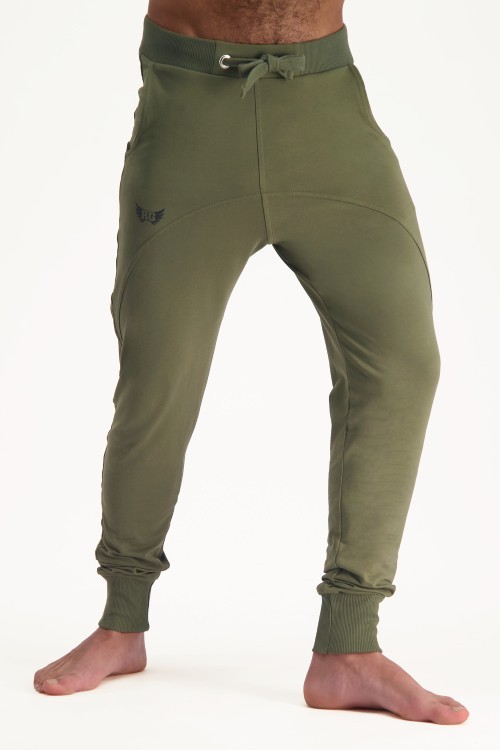 Yoga Broek Arjuna – Olive from Renegade Guru