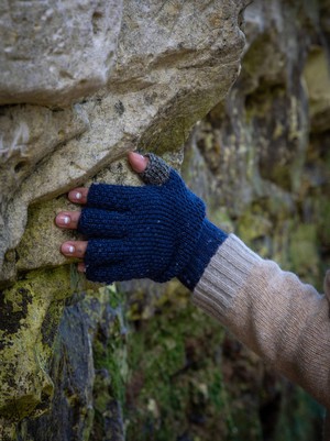 British Wool Fingerless Gloves | Navy Nepp from ROVE