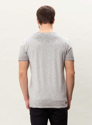 T-Shirt Vegan Leaf Geverfd Grijs from Shop Like You Give a Damn