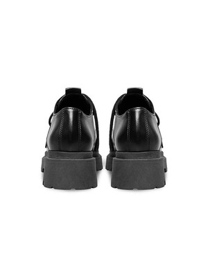 Derby Sienna Squared Zwart from Shop Like You Give a Damn