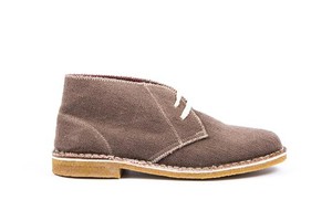 Desert Boots Hazelnoot from Shop Like You Give a Damn