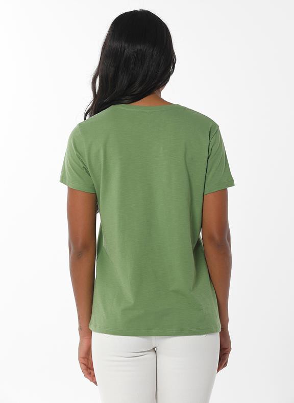 T-Shirt V Hals Grasgroen from Shop Like You Give a Damn