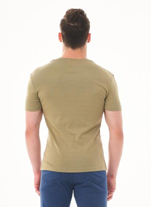 Geribbeld T-Shirt V-Hals Olijf from Shop Like You Give a Damn