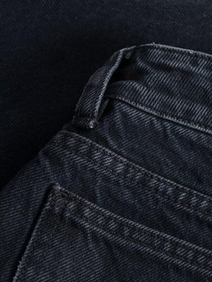 Short Mid-Rise Reborn Zwart from Shop Like You Give a Damn