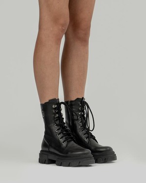 Combat Boots Zwart from Shop Like You Give a Damn