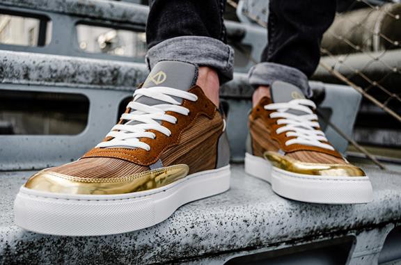 Sneakers Wood Bruin Goud from Shop Like You Give a Damn