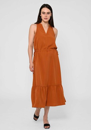 Maxi Jurk Ramaria Donker Amber from Shop Like You Give a Damn