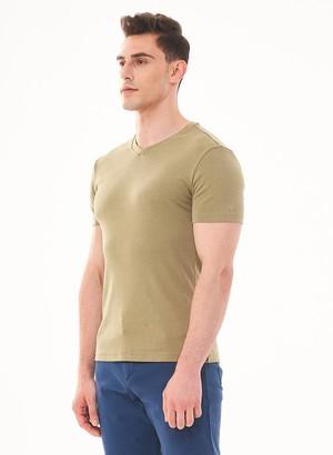 Geribbeld T-Shirt V-Hals Olijf from Shop Like You Give a Damn