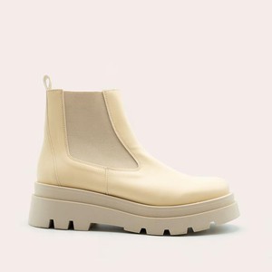 Chelsea Boots Noa CrÃ¨me from Shop Like You Give a Damn