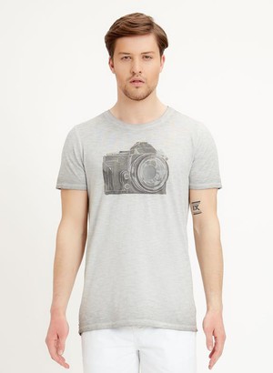 T-Shirt Camera Grijs from Shop Like You Give a Damn