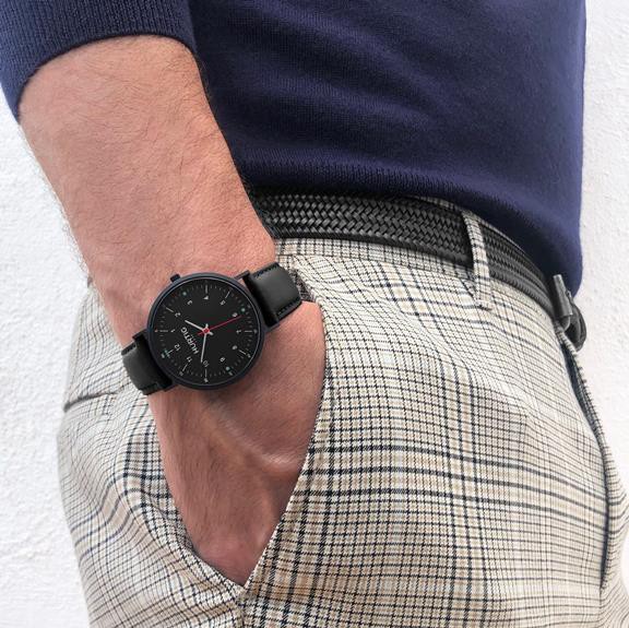 Moderno Horloge All Black & Zwart from Shop Like You Give a Damn