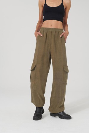 Broek Hedie Groen from Shop Like You Give a Damn