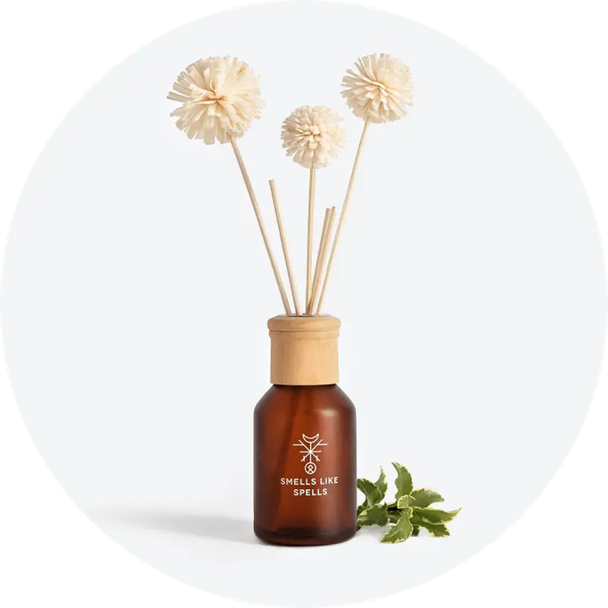 Home Fragrance Diffusor Frigga - Long Term Slow Evaporation from Skin Matter