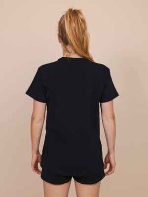 Black T-shirt Unisex from SNURK