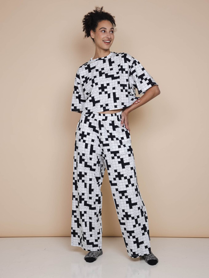 Crossword Cropped T-Shirt en Wijde broek set Dames from SNURK