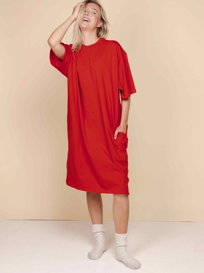 Slow Red Relaxed Tee Dress Dames from SNURK