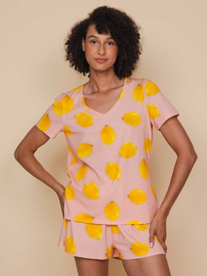 Lemon V-neck T-shirt en Shorts set Dames from SNURK