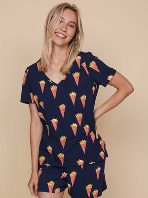 Fries Navy V-neck T-shirt en Shorts set Dames from SNURK