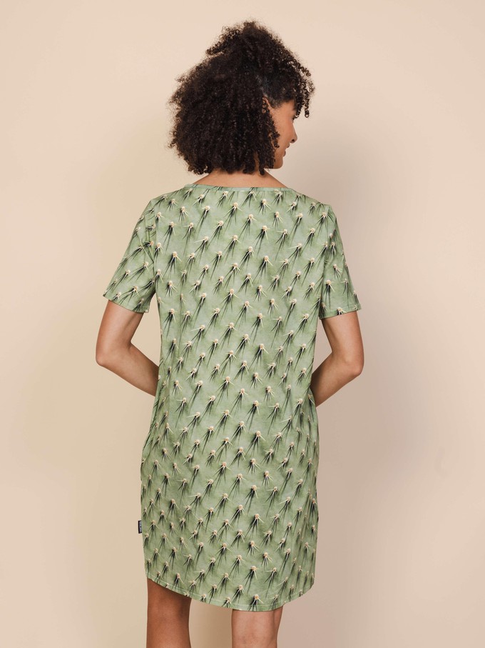Cozy Cactus T-shirt Dress Dames from SNURK
