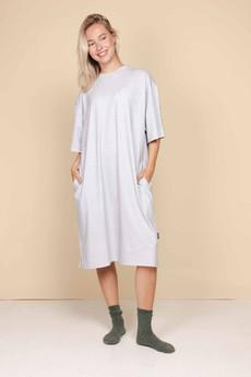 Slow Grey Relaxed Tee Dress Dames via SNURK