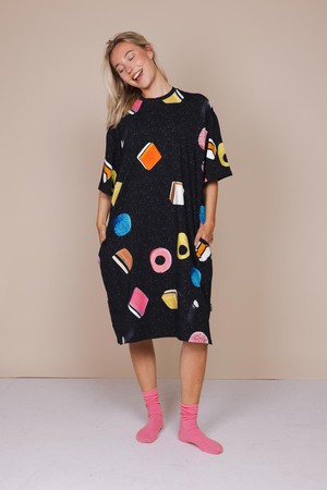 Drop It Relaxed Tee Dress Dames from SNURK