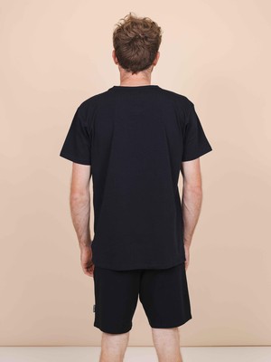 Black T-shirt Unisex from SNURK