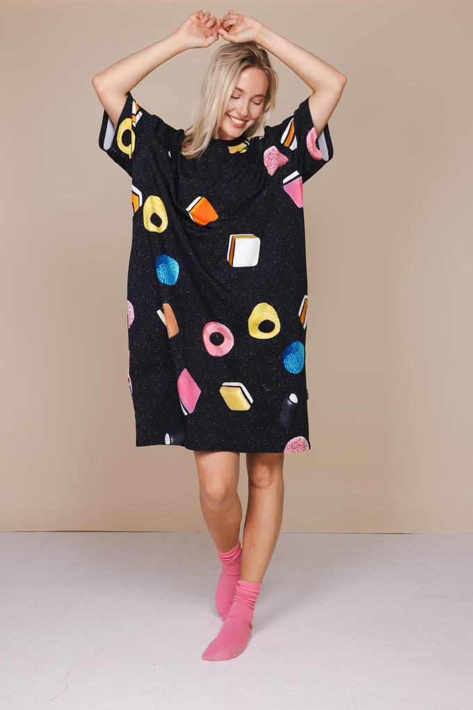 Drop It Relaxed Tee Dress Dames from SNURK