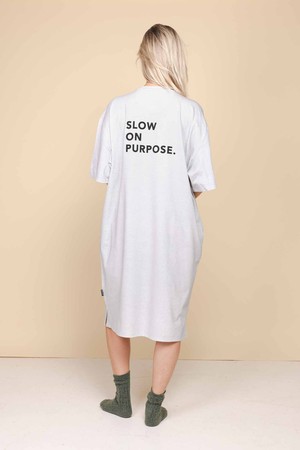 Slow Grey Relaxed Tee Dress Dames from SNURK