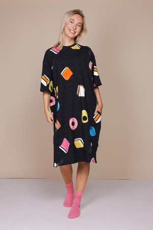 Drop It Relaxed Tee Dress Dames from SNURK