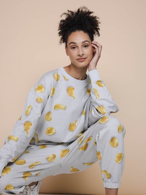 Chips Sweater Unisex from SNURK